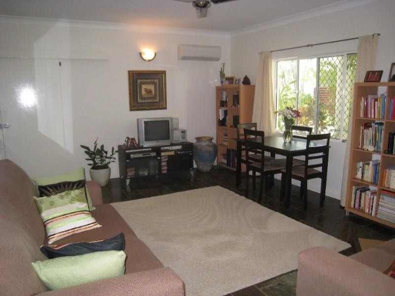 Kewarra Beach QLD 4879