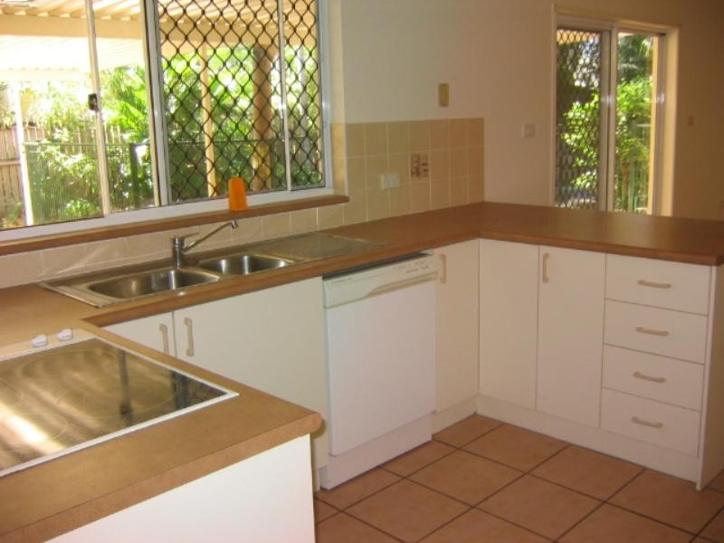 Kewarra Beach QLD 4879