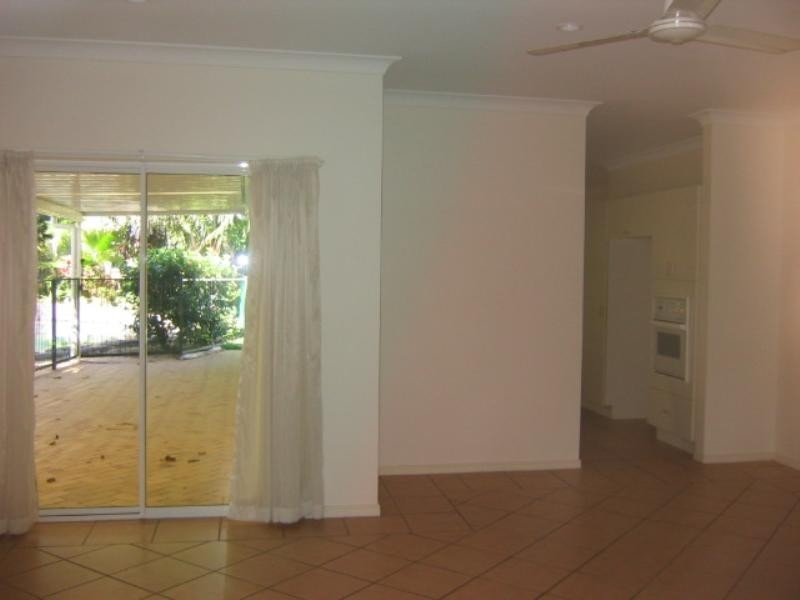 Kewarra Beach QLD 4879