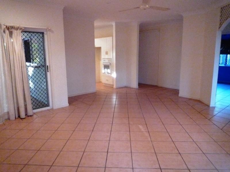 Kewarra Beach QLD 4879