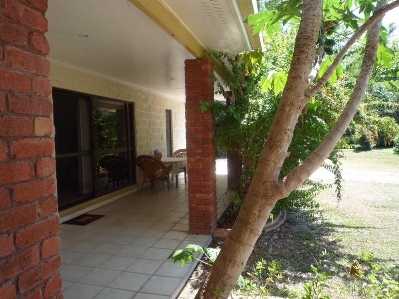 Clifton Beach QLD 4879