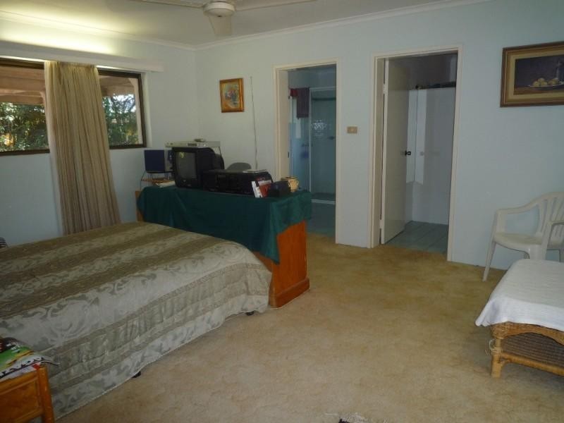 Clifton Beach QLD 4879