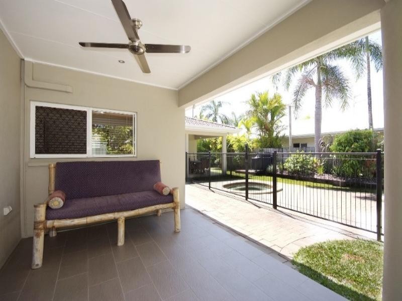 Clifton Beach QLD 4879