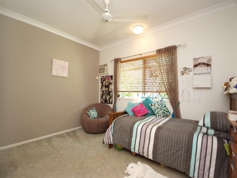 Clifton Beach QLD 4879