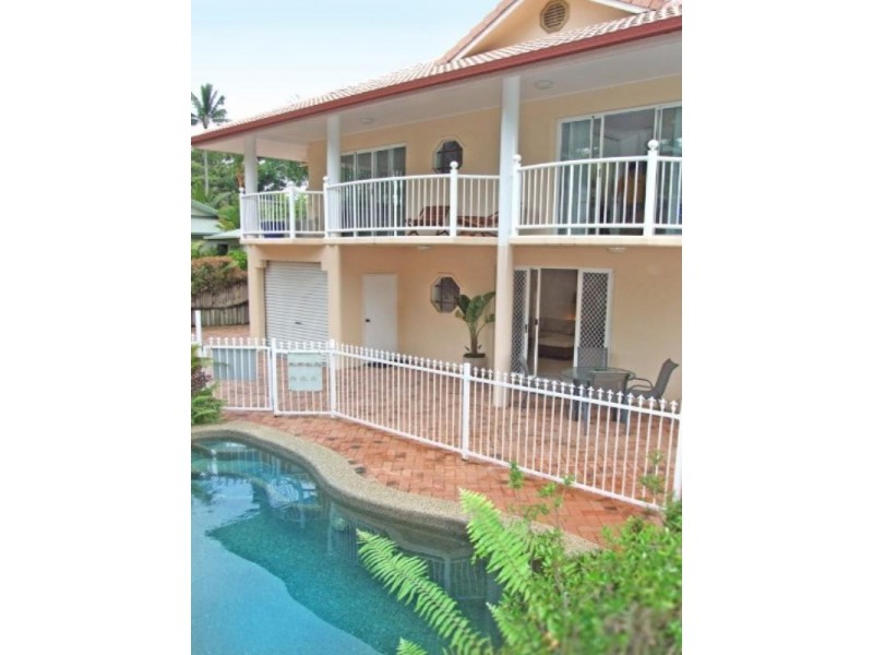 Trinity Beach QLD 4879