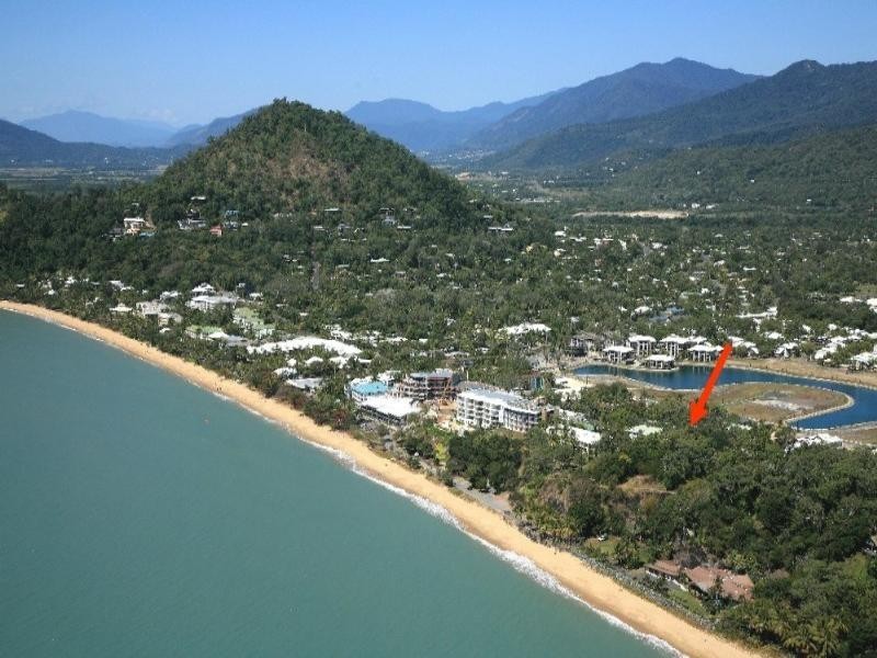 Trinity Beach QLD 4879