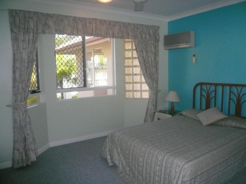 Trinity Beach QLD 4879