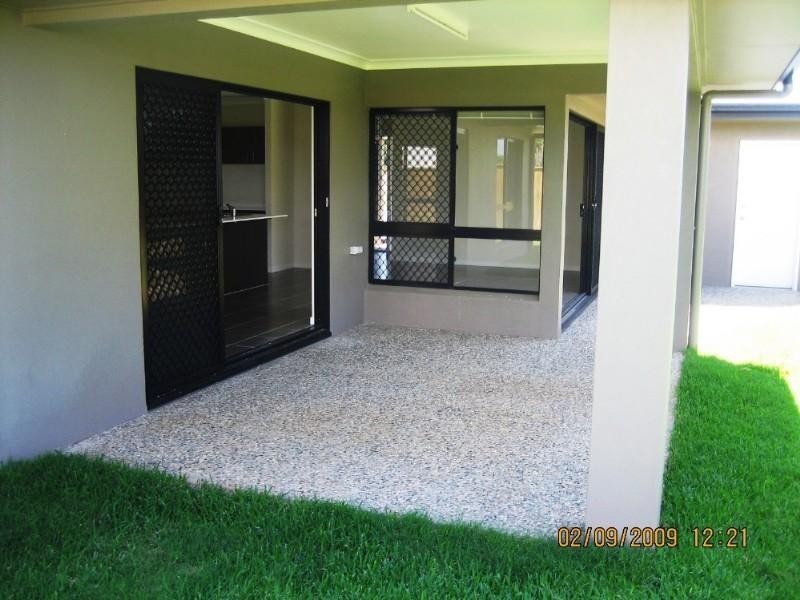129 Roberts Drive, Trinity Beach QLD 4879
