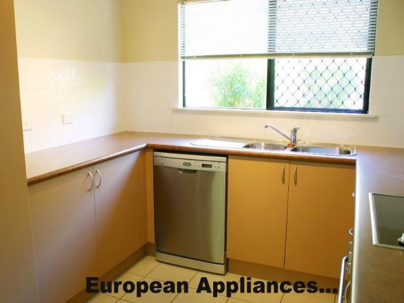 Kewarra Beach QLD 4879