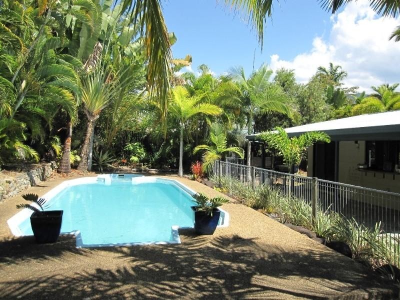 Trinity Beach QLD 4879