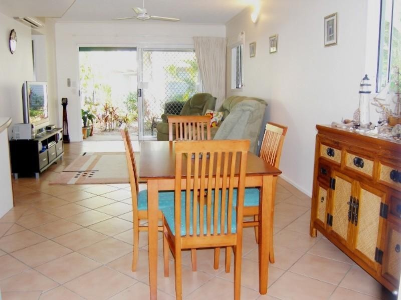 Trinity Beach QLD 4879