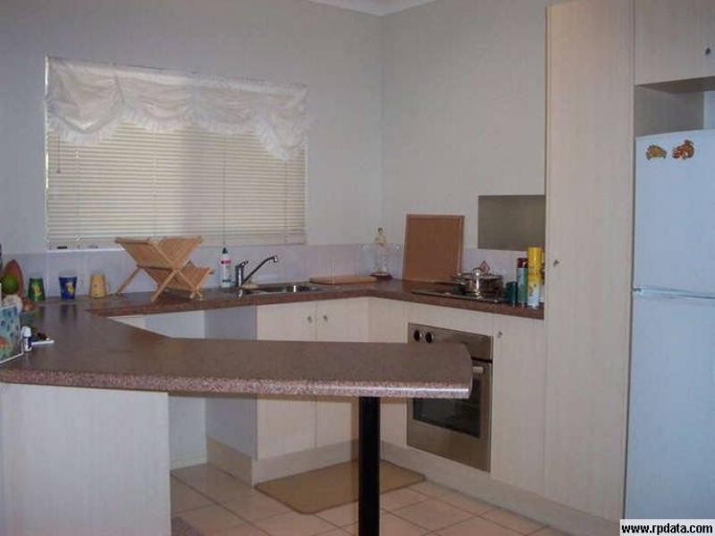 1/10 Short Street, Redlynch QLD 4870