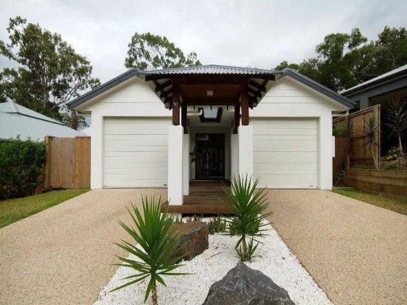 10 Seclusion Drive, Palm Cove QLD 4879