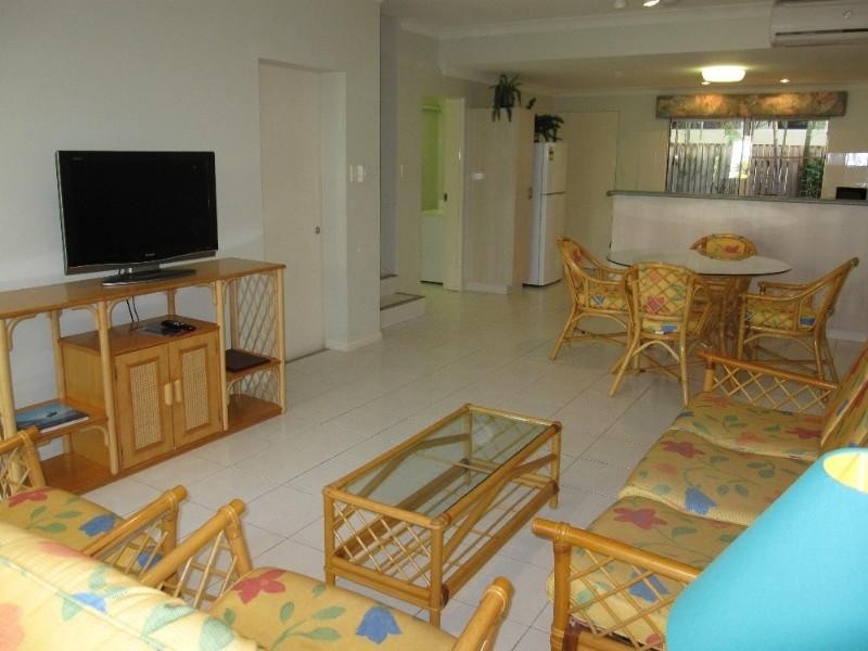 Trinity Beach QLD 4879