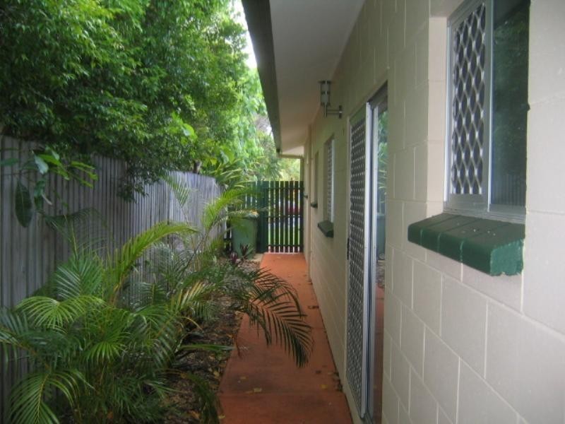 2/90 Cottesloe Drive, Kewarra Beach QLD 4879