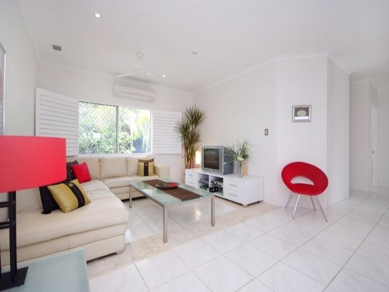 Clifton Beach QLD 4879