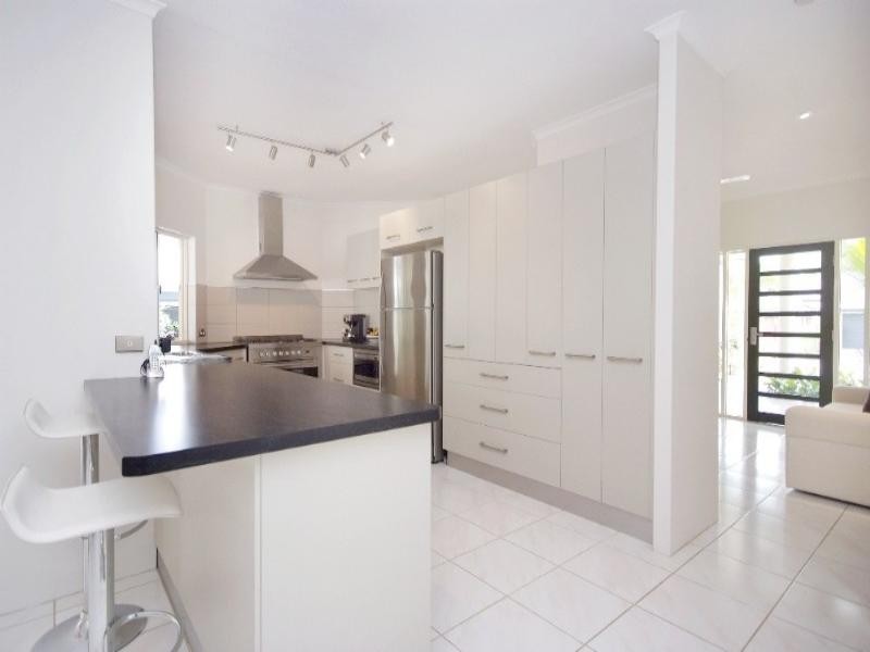 Clifton Beach QLD 4879