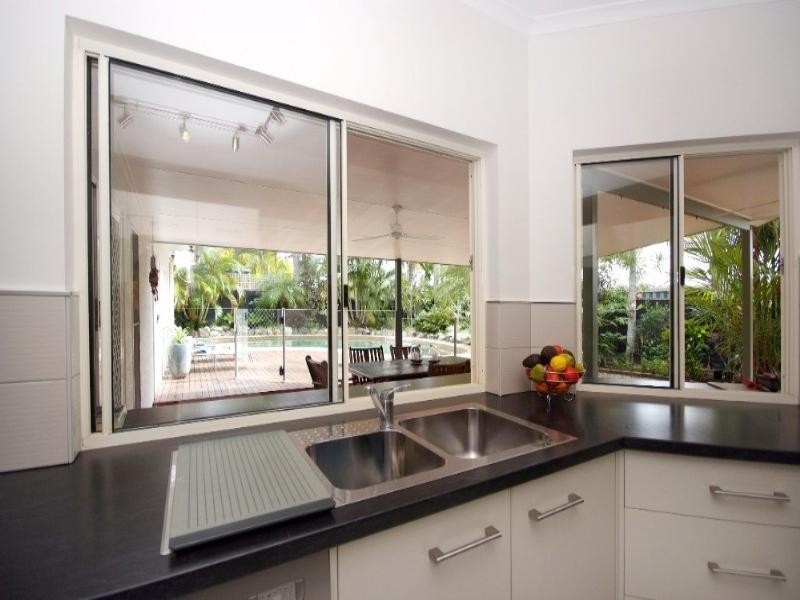 Clifton Beach QLD 4879