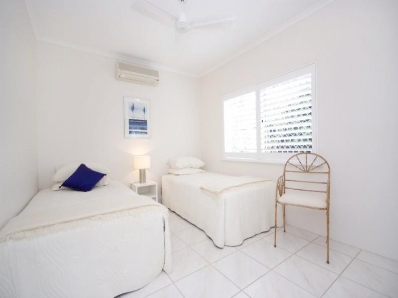 Clifton Beach QLD 4879