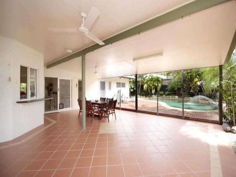 Clifton Beach QLD 4879