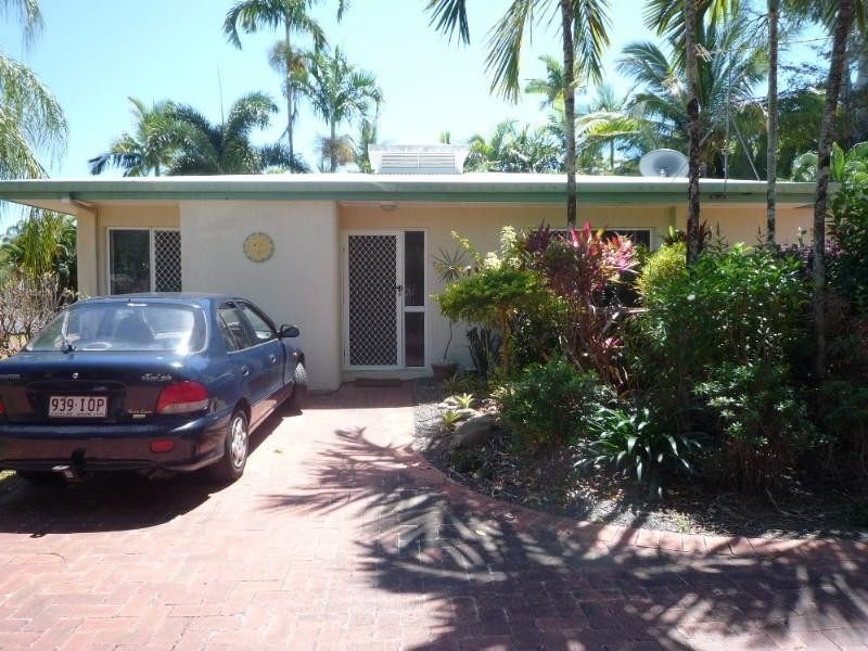 Trinity Beach QLD 4879