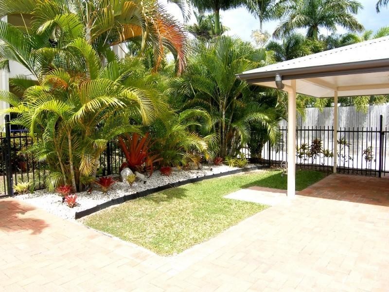 Trinity Beach QLD 4879