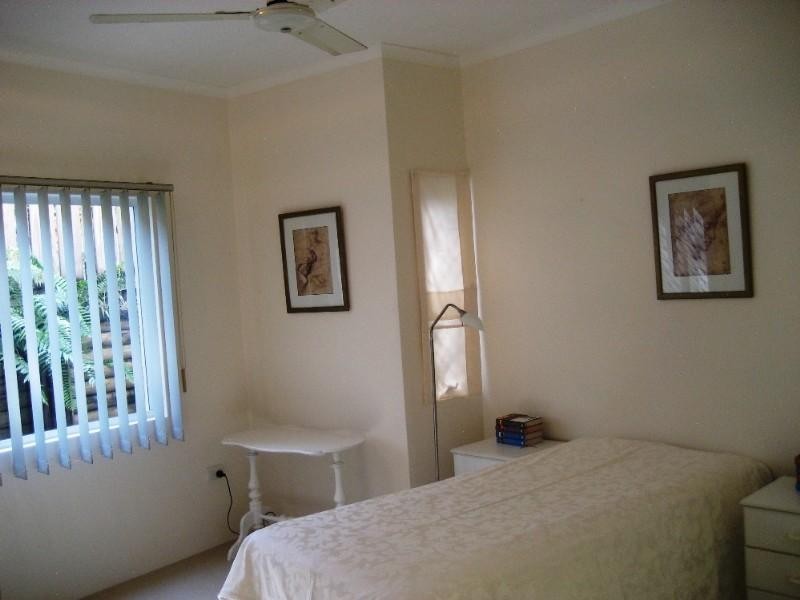 1/98 Moore Street, Trinity Beach QLD 4879