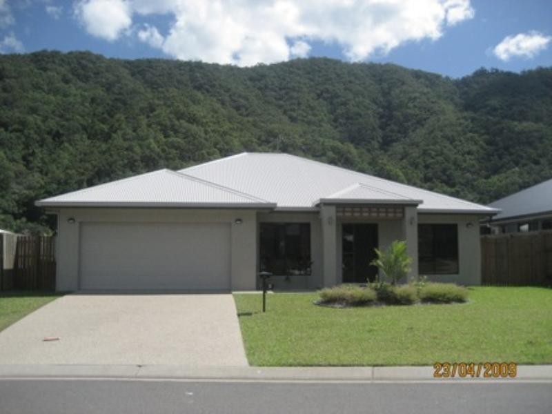 4 Chandra Close, Redlynch QLD 4870
