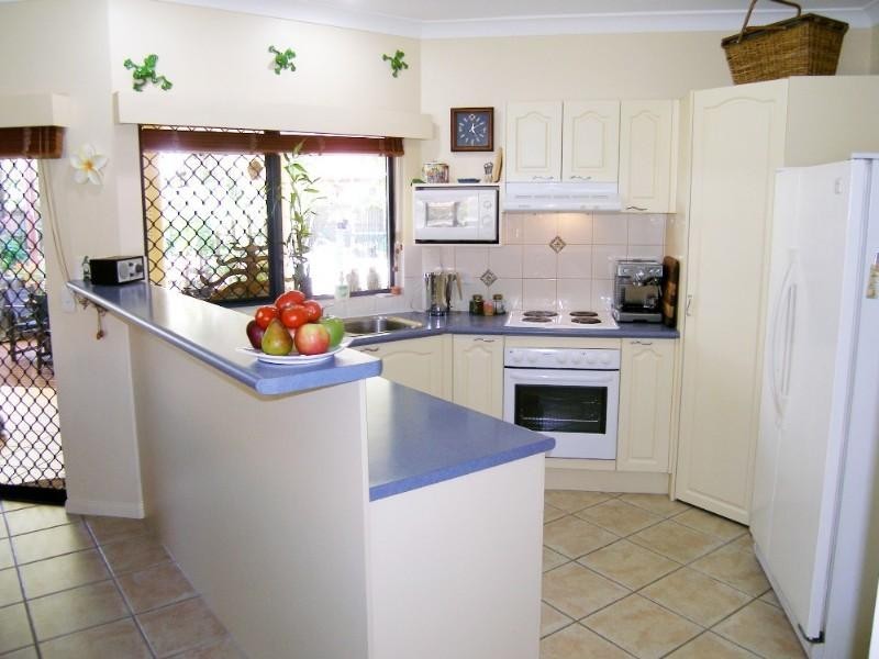 Clifton Beach QLD 4879