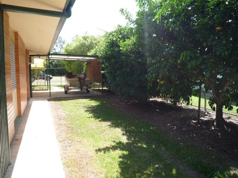 107 Vaughn Street, Mareeba QLD 4880