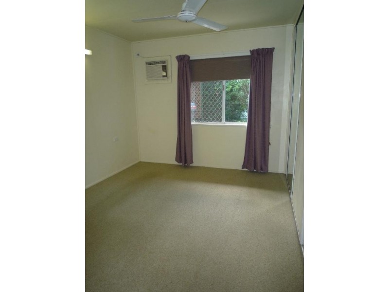 107 Vaughn Street, Mareeba QLD 4880