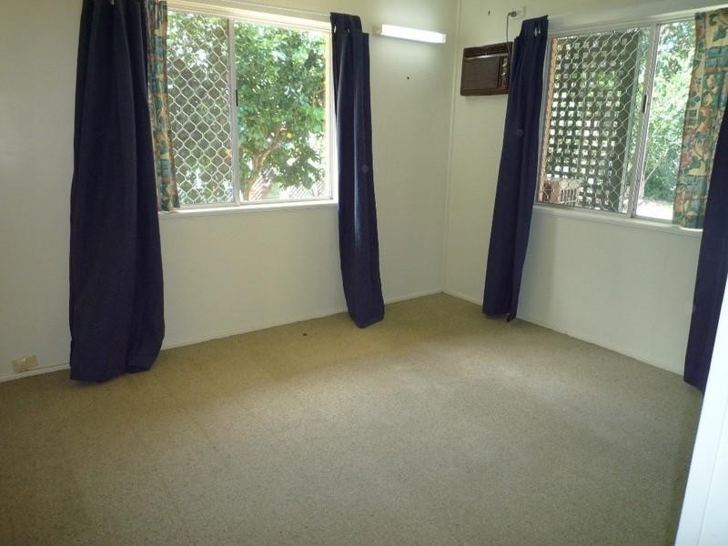 107 Vaughn Street, Mareeba QLD 4880