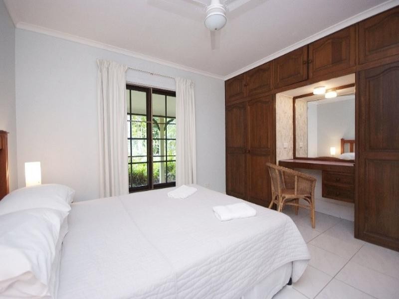 Kewarra Beach QLD 4879