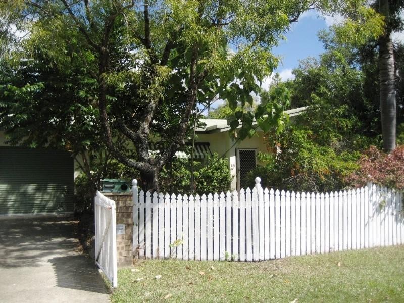 15 Limpet Close, Trinity Beach QLD 4879