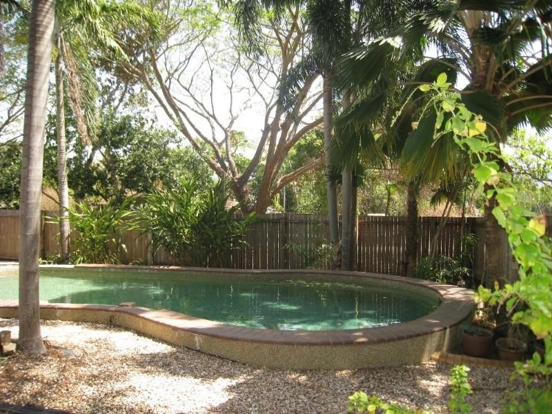 Trinity Beach QLD 4879