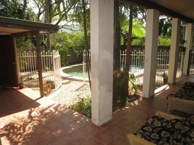 Trinity Beach QLD 4879