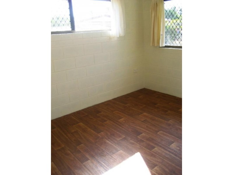 20 Centaur Street, Trinity Park QLD 4879