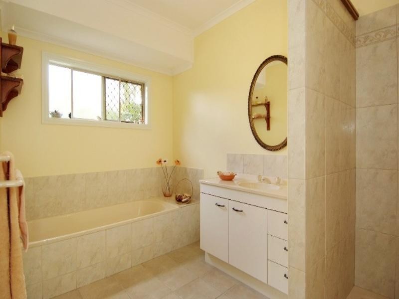 11 Miara Close, Kewarra Beach QLD 4879