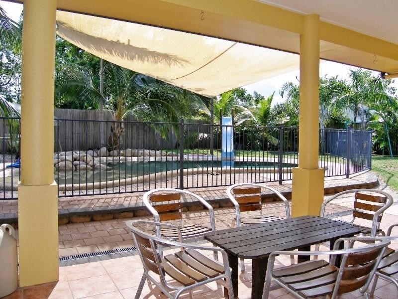 Yorkeys Knob QLD 4878