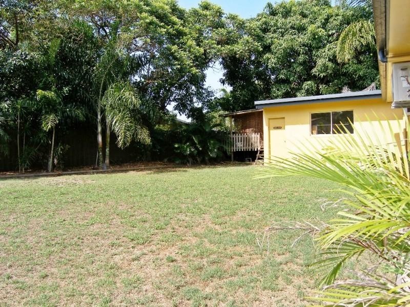 Yorkeys Knob QLD 4878