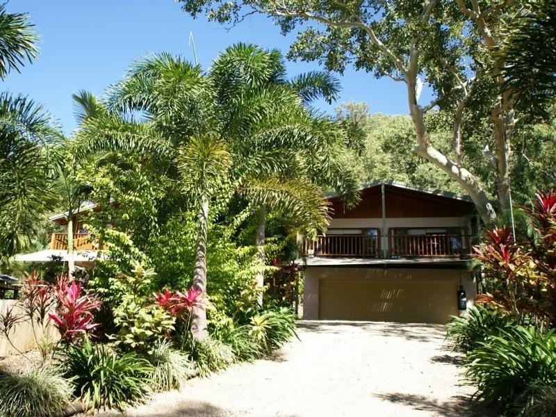 Clifton Beach QLD 4879