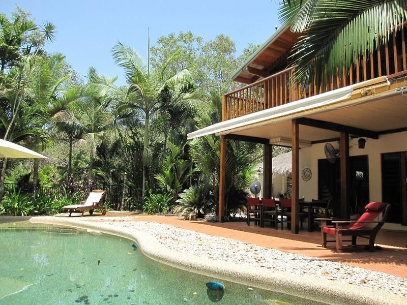 Clifton Beach QLD 4879