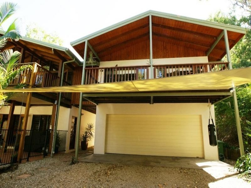 Clifton Beach QLD 4879