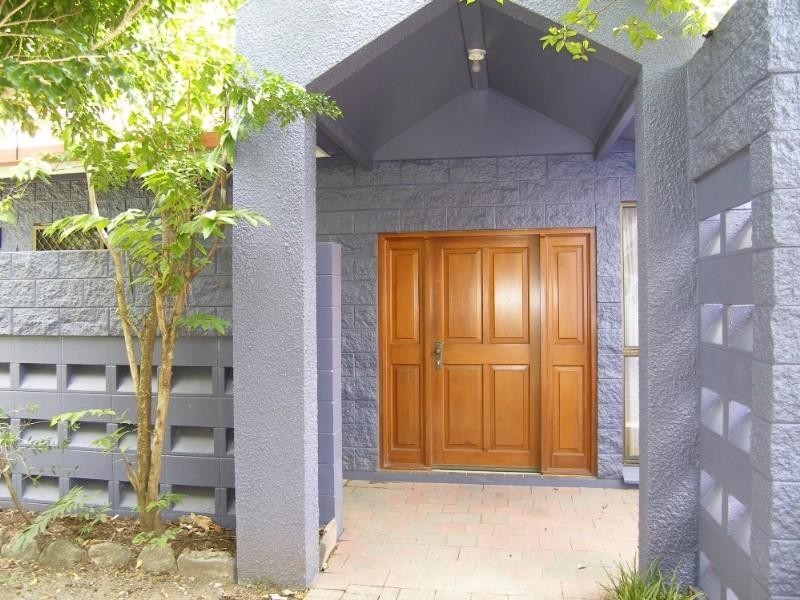 5 Frankston Street, Kewarra Beach QLD 4879