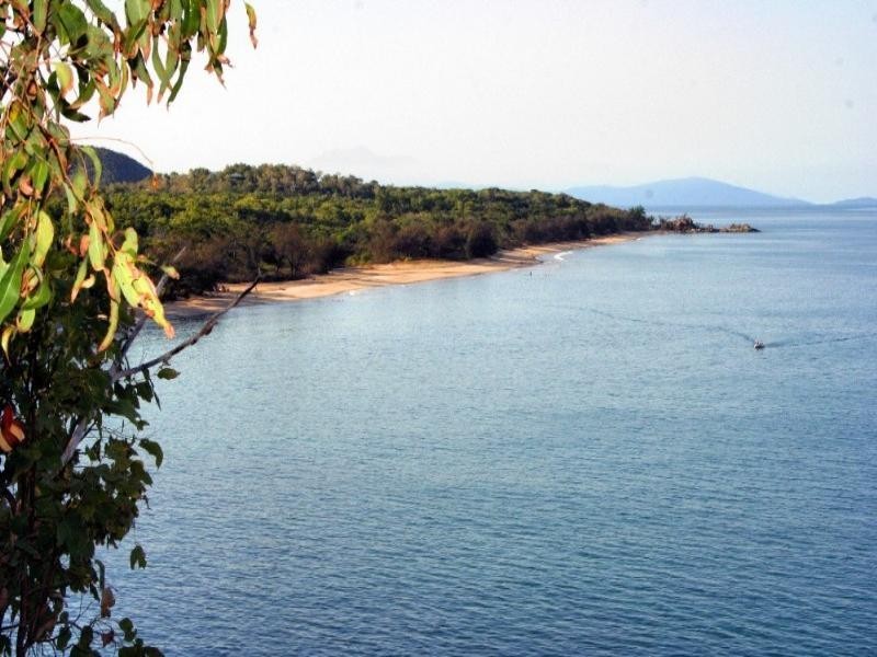 Palm Cove QLD 4879