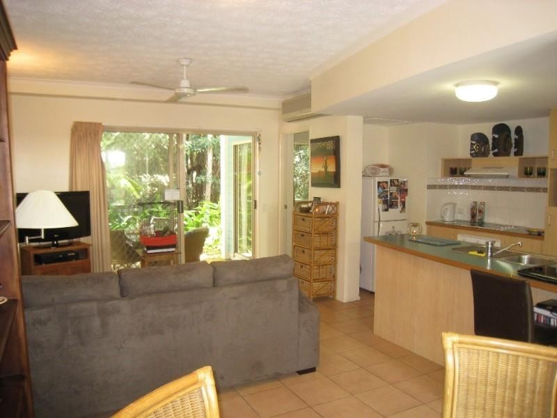 Trinity Beach QLD 4879