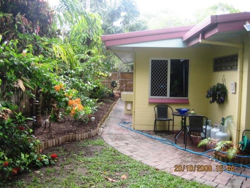 112b Wistaria Street, Holloways Beach QLD 4878