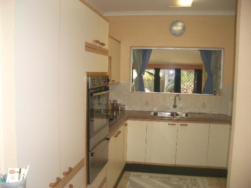 16 Cayley Street, Trinity Beach QLD 4879