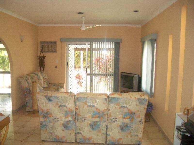 16 Cayley Street, Trinity Beach QLD 4879