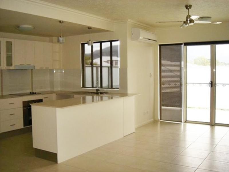 Trinity Beach QLD 4879